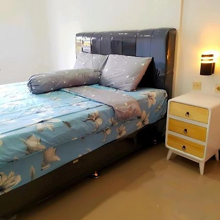 Homestay Omah Putih Bantul Luaran gambar
